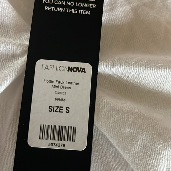 Brand, new, strapless Fashion Nova dress👗 - Picture 5 of 5